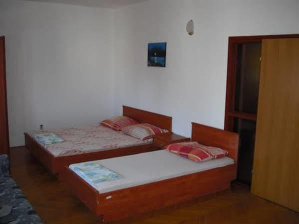 Eros Rooms Сплит Екстериор снимка
